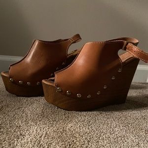 Sandra Rosi - Made in Italy Leather Buckle Wedges [Size: 7]